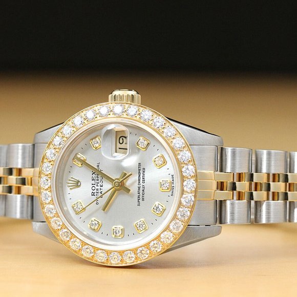 Sale! Rolex Datejust 1CT+ Diamond Bezel! Mint condition main image 9